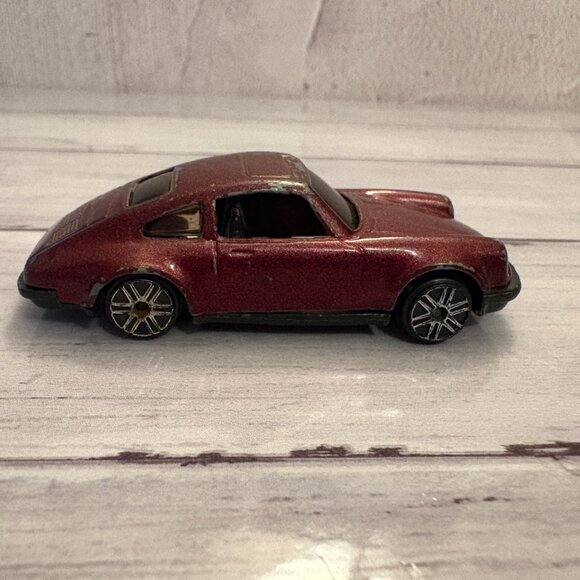 Yatming Porsche 911 Turbo Maroon Car No. 811 Vintage (SKU: 234TO) - Picture 2 of 5